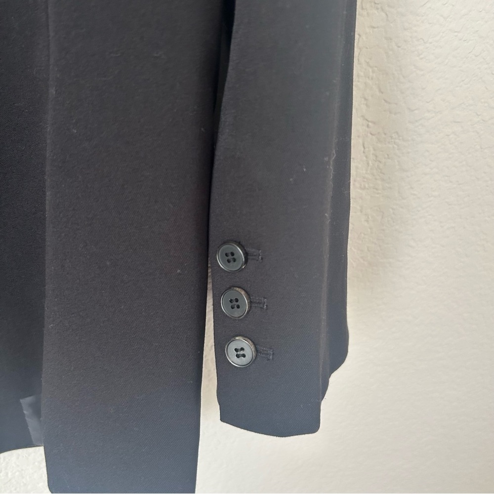 The Frankie Shop Oversized Blazer in Black - Picture 5 of 6
